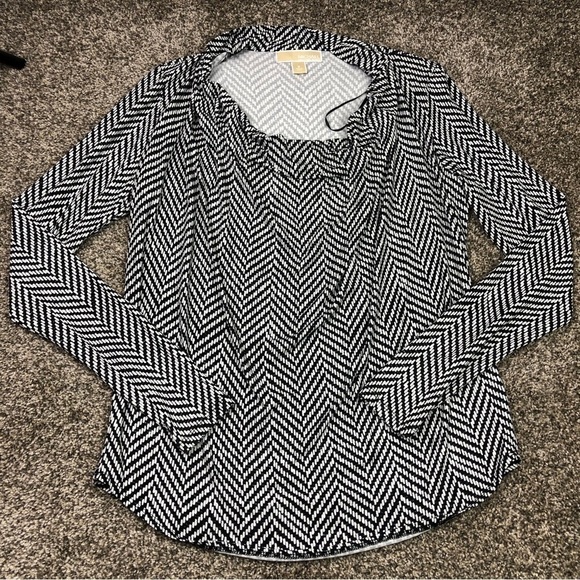 MICHAEL Michael Kors Black White Chevron Print Cowl Neck Long Sleeve Size Small - Picture 1 of 8